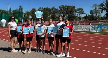 Kolejna edycja lekkoatletycznych czwartków zakończona. Podstawówka z Turu najlepsza drużynowo