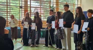 Bartosz Wrzyszcz i Krzysztof Kuliberda w czołówce gminnego konkursu chemicznego 