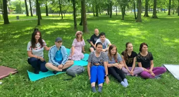 Głęboka relaksacja uczestników Promyka nad jeziorem  (zdjęcia)