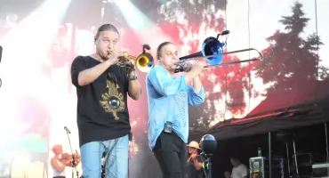 Golec uOrkiestra na dożynkach w Brzyskorzystewku; Biesiada Staropolska na dożynkach w Gąsawie