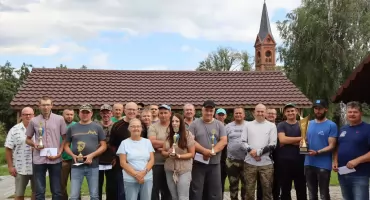 Łabiszyńscy wędkarze wyjechali z Barcina z Pucharem Starosty Żnińskiego (zdjęcia)