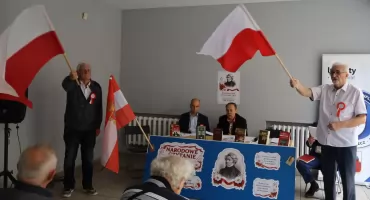 Narodowe czytanie Dziadów z Księgarnią Pałucką (zdjęcia)