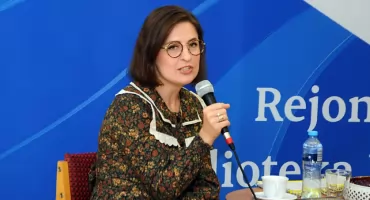 Spotkanie w szubińskiej bibliotece z Jagodą Kwiecień – autorką „Trylogii Różanej”