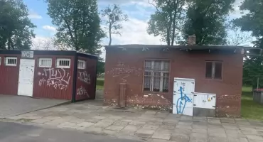 Miasto wyburzy budynek na szubińskim targowisku, chociaż...