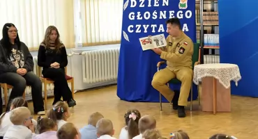 Głośne czytanie po raz XXV. Wyjątkowi goście w szubińskiej bibliotece