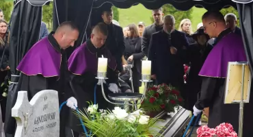 Pogrzeb śp. Czesława Michalskiego. Zasłużonego Piechcinianina pożegnano trzykrotną salwą armatnią (zdjęcia + film)